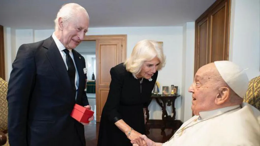 King and Queen meet Pope Francis at Vatican on their anniversary