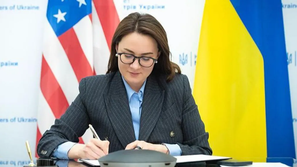 Ukraine says outline of minerals deal signed with US