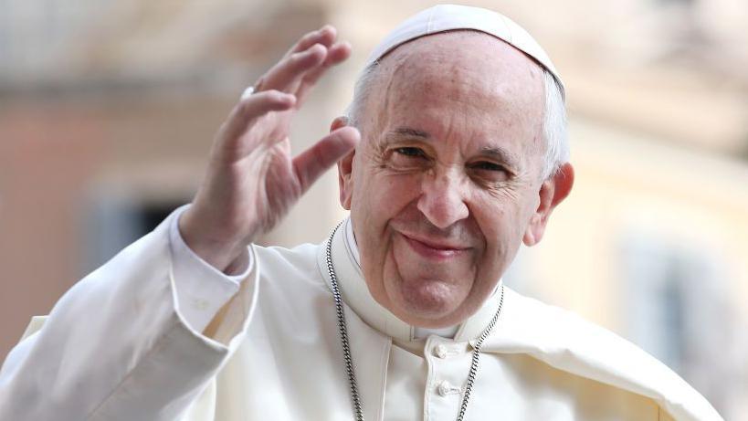 Giro d'Italia dedicates final stage to Pope Francis