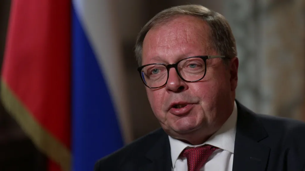 Ambassador does not deny Russia is tracking UK nuclear subs with sensors