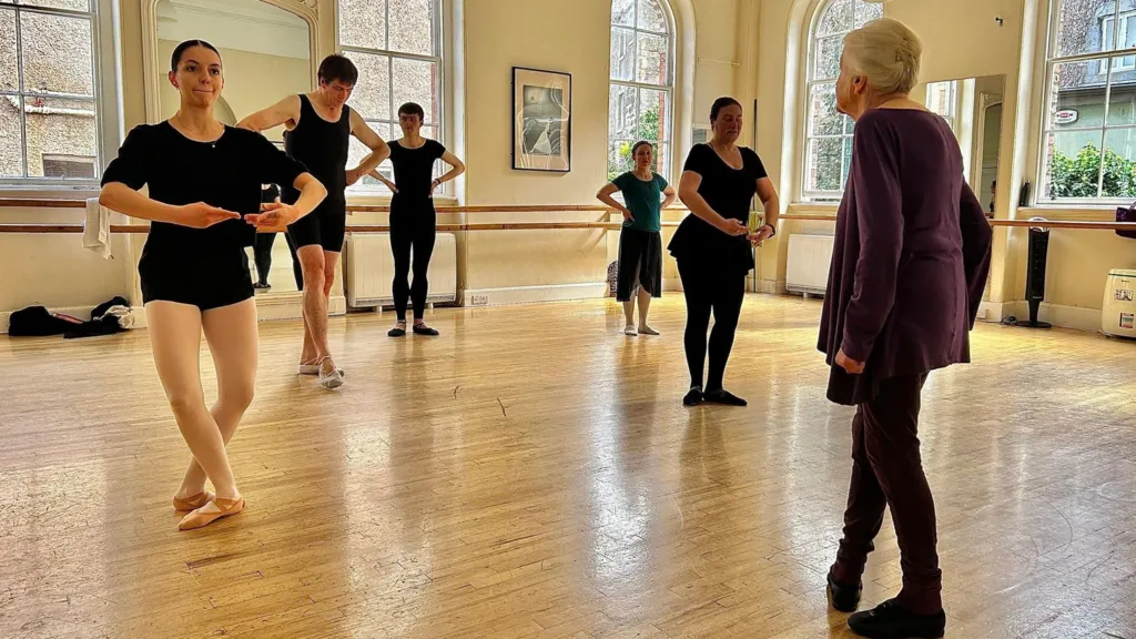 Grande dame hangs up her ballet shoes aged 89