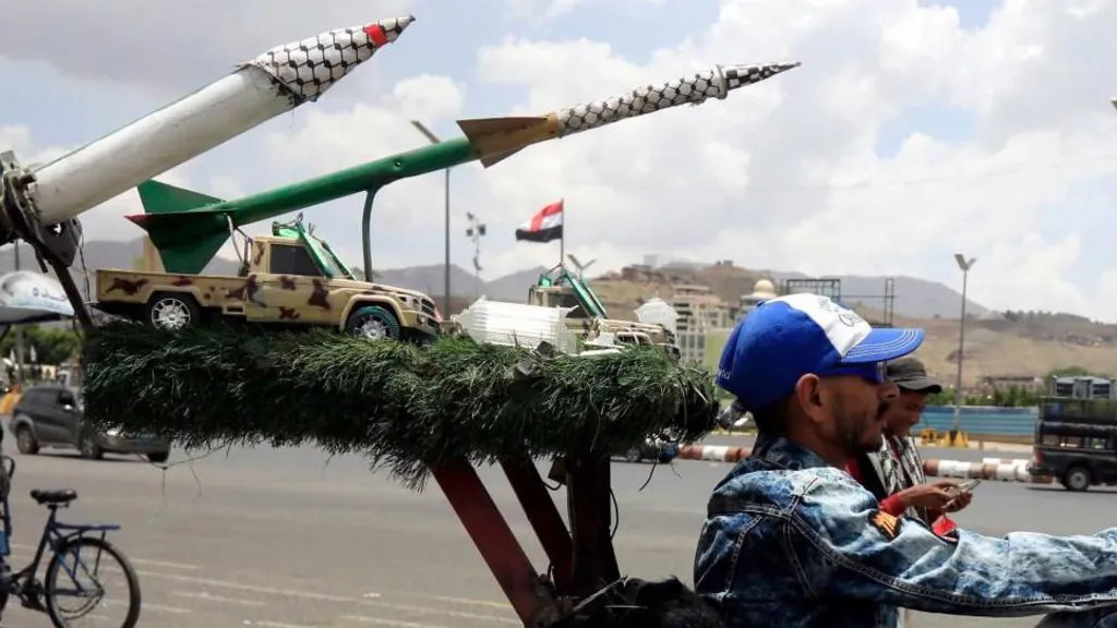 Trump says US to stop attacking Houthis in Yemen as group has &#039;capitulated&#039;