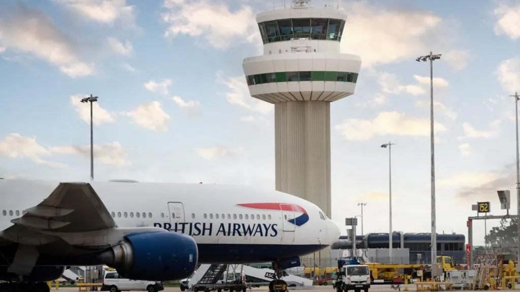 Plane caught fire as pilot confused left and right