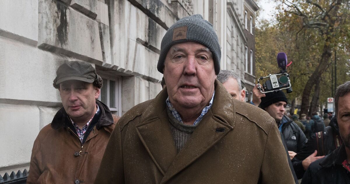 Jeremy Clarkson issues &#039;breaking news&#039; announcement in Diddly Squat Farm update