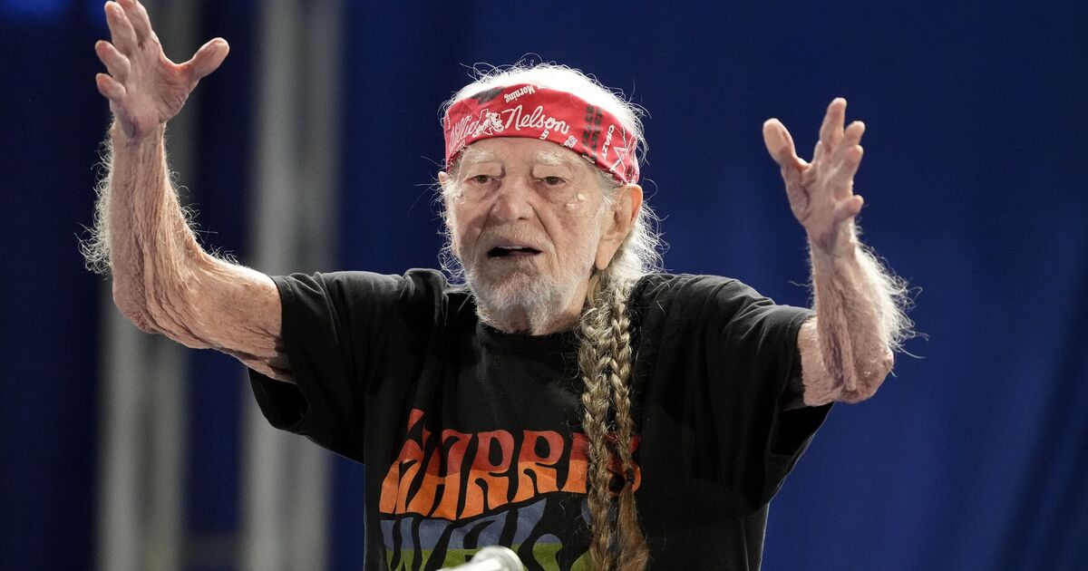 Willie Nelson issues update on ‘dying’ as he turns 92