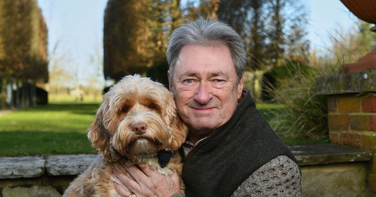 Alan Titchmarsh clashes with TV star over stunning flowers as she issues &#039;trigger&#039; warning