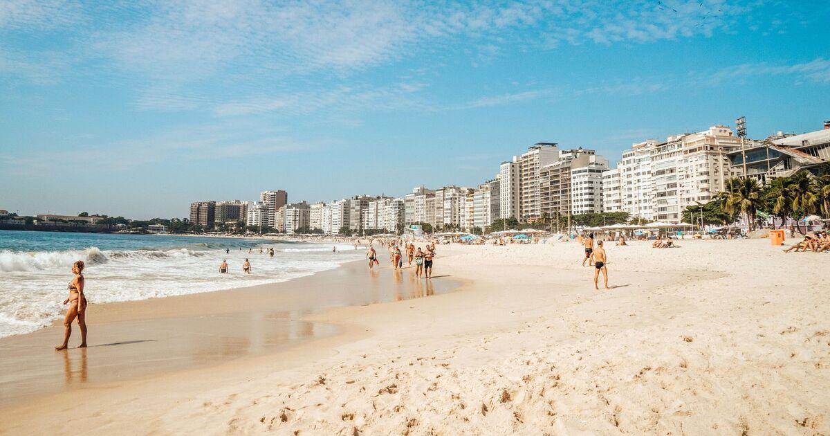 Mum praised for 'sneaky' solution to keep valuables safe on beach holiday