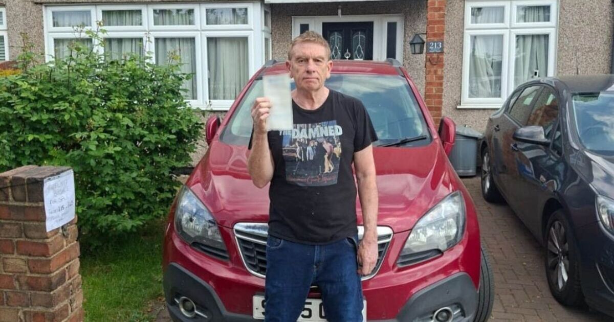Driver slapped with £110 parking fine - &#039;despite displaying Blue Badge&#039;