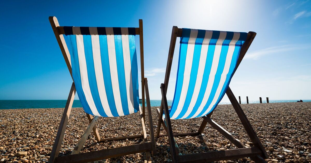 Brits told to wear a long-sleeved top this week