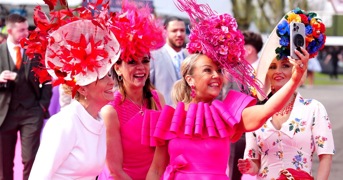 Ladies Day Live - The fabulous fashions at Aintree today