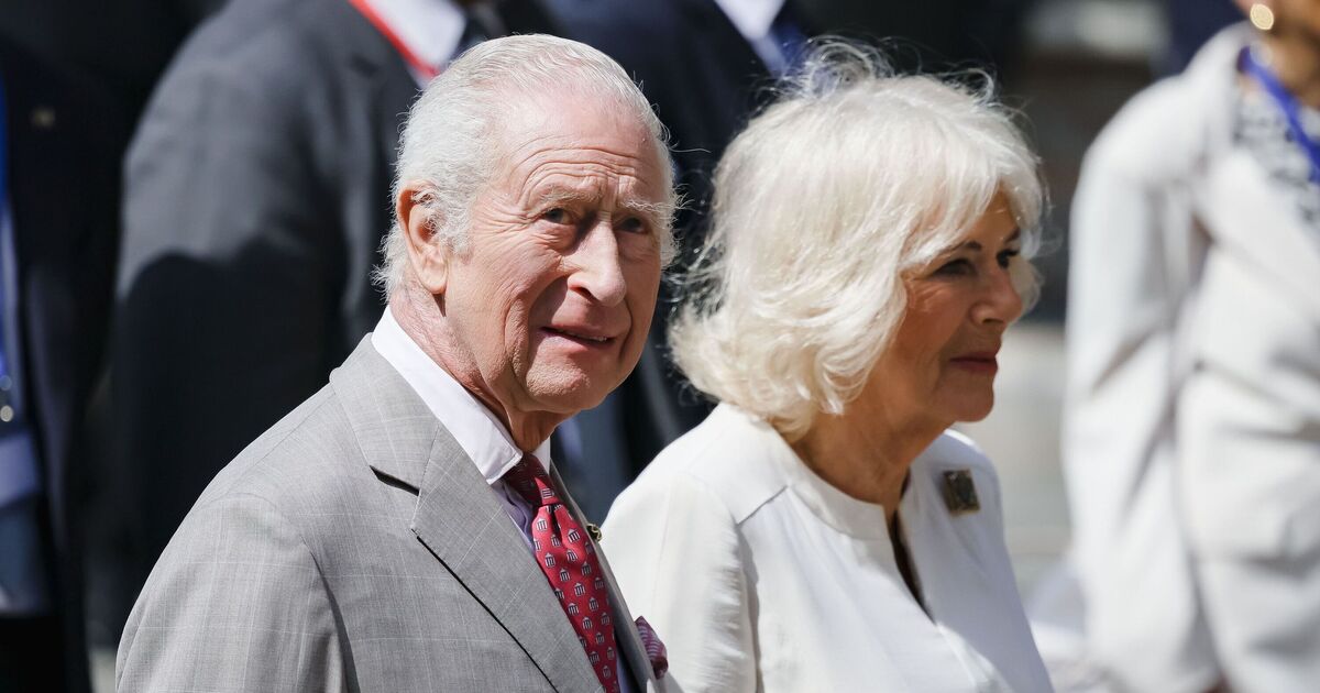 King Charles spotted &#039;looking tired&#039; as Royal expert points out &#039;quite sore&#039; health issue