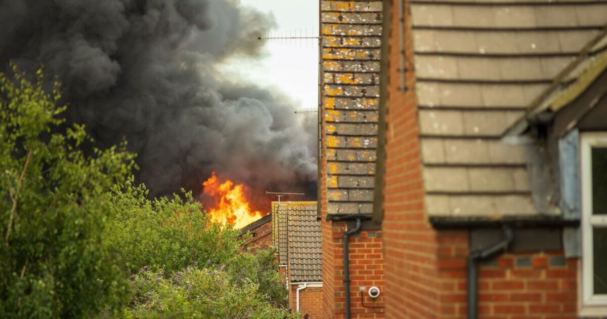 Homeowners on the edge of towns issued wildfire warning