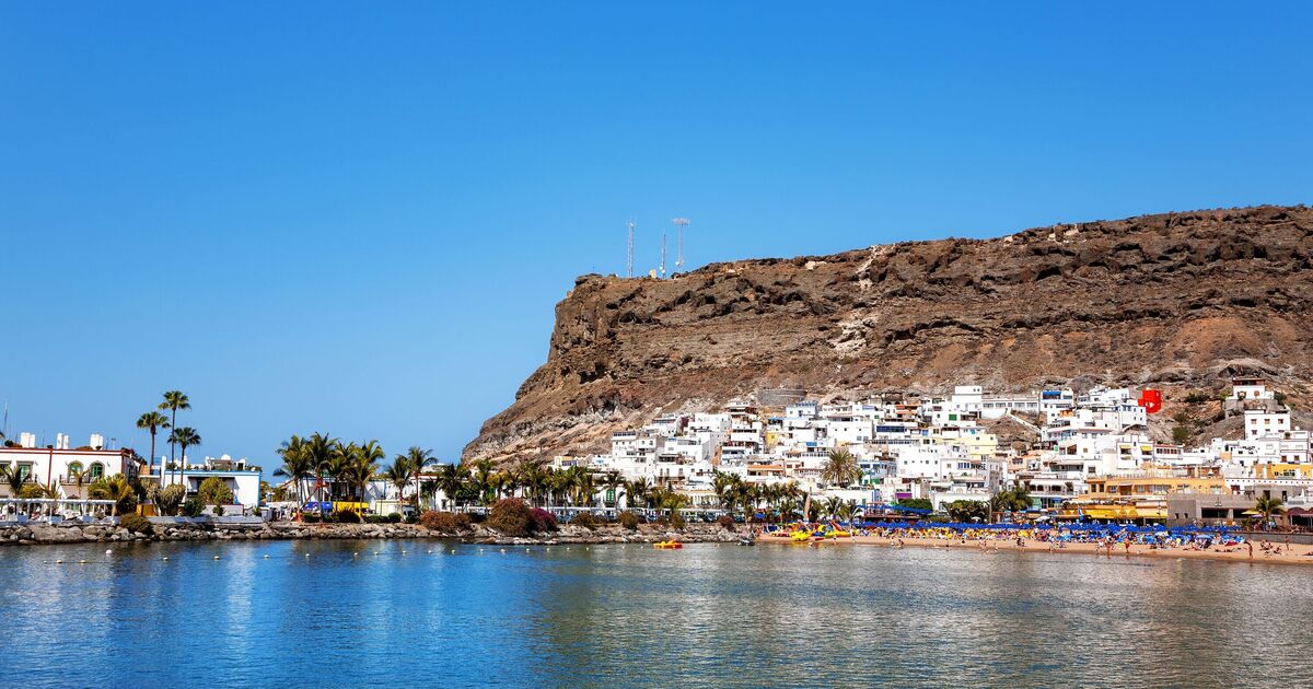 Canary Islands horror as two-year-old girl drowns in water park pool in Gran Canaria