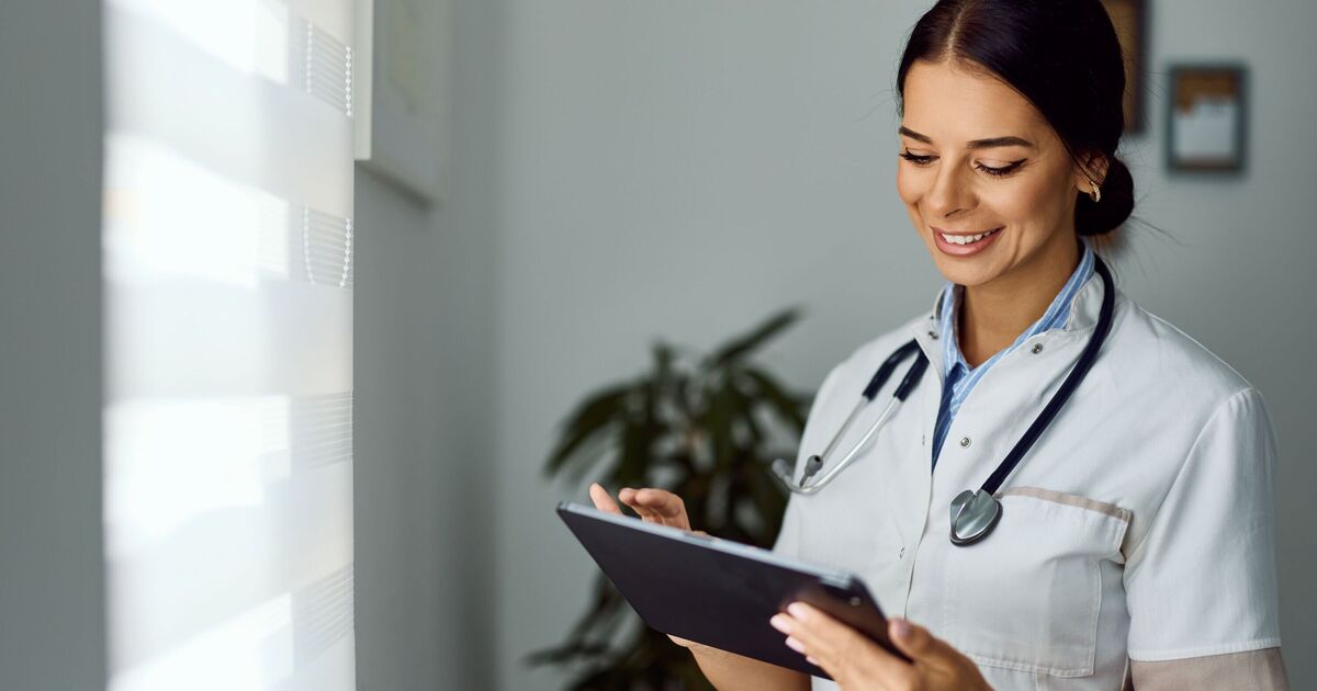 Everything that happens at a cervical screening appointment explained by doctor