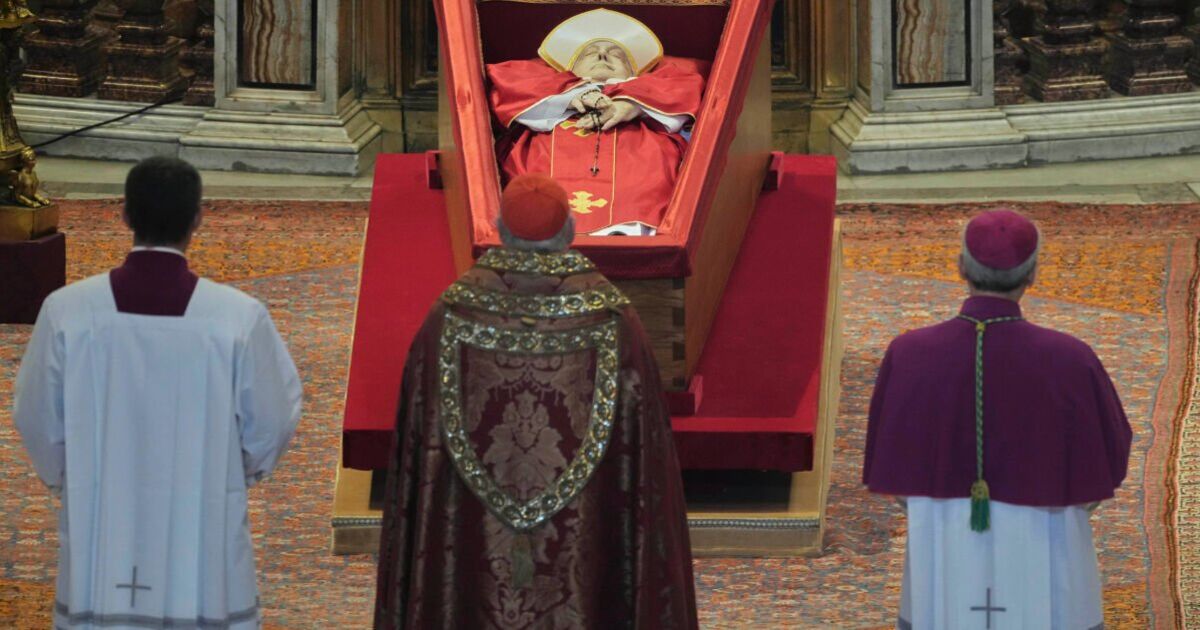 Pope Francis&#039;s body to be laid out for public view as mourners flock to Vatican