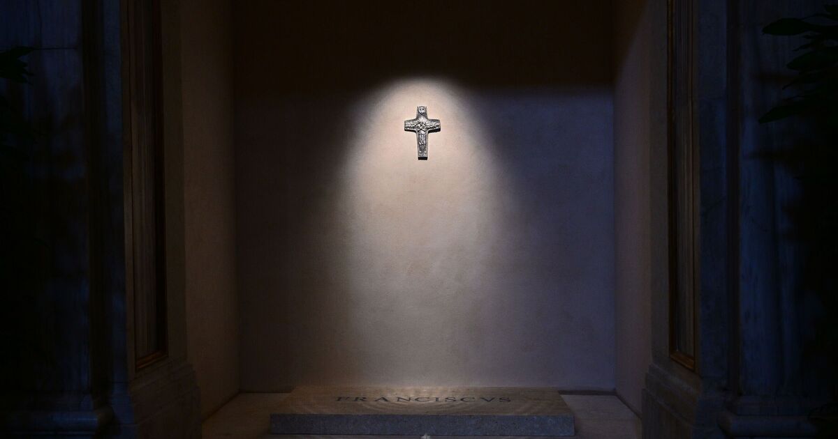 Pope Francis&#039; tomb pictured for first time since pontiff&#039;s Vatican funeral