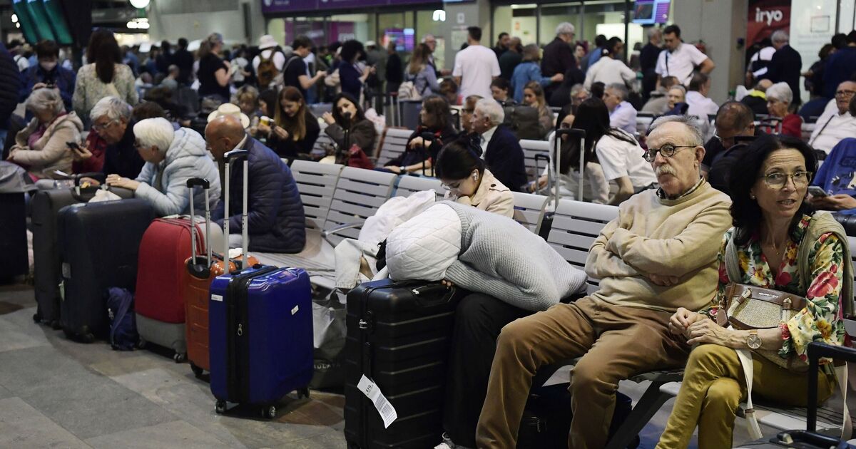 Foreign Office issues new advice on anyone travelling to Spain and Portugal after outage