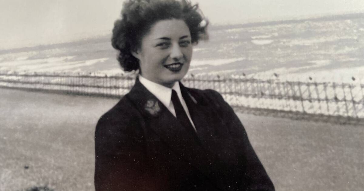 WWII codebreaker recalls 'unforgettable' VE day and urges Brits to keep memories alive