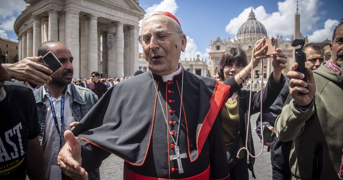 Conclave LIVE: New Pope to be chosen as candidates gather in Vatican