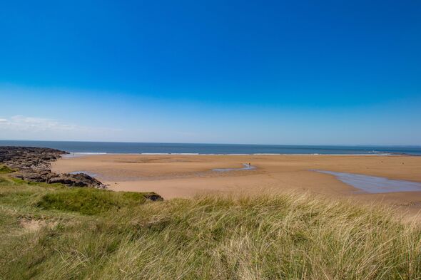 &#039;I visited &#039;deserted&#039; UK beach you can only reach on foot and it was almost empty&#039;