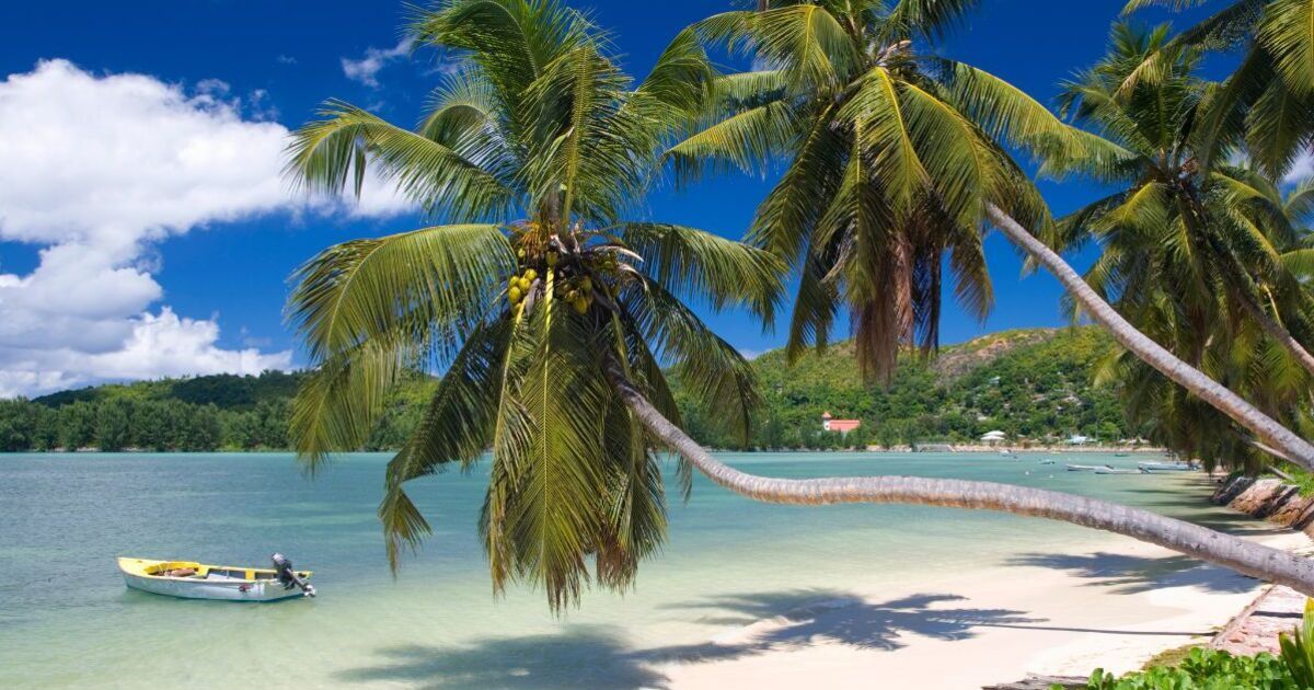 Africa&#039;s &#039;pure paradise&#039; island wit one of world&#039;s best beaches and 31C heat in April