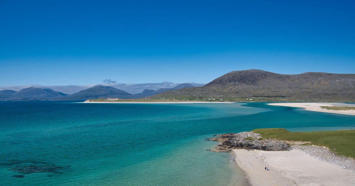 UK&#039;s &#039;best beach&#039; is &#039;little slice of Maldives&#039; with turquoise waters and &#039;purest&#039; sand