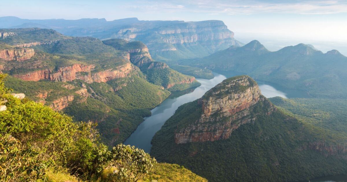 The incredible African country that&#039;s home to a 16-mile canyon - 1 of the world&#039;s largest